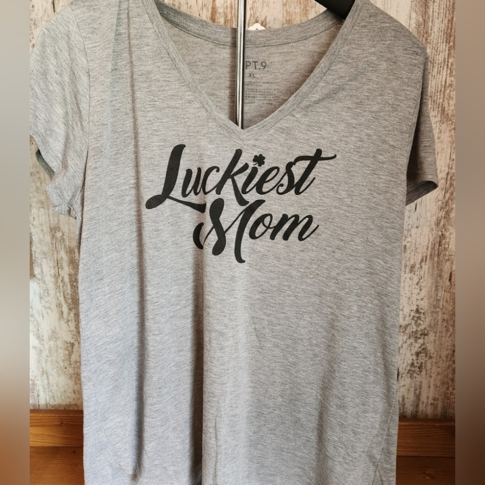 Apt 9 Heather Gray 'Luckiest Mom' Graphic T-Shirt XL Top Lightweight L@@K